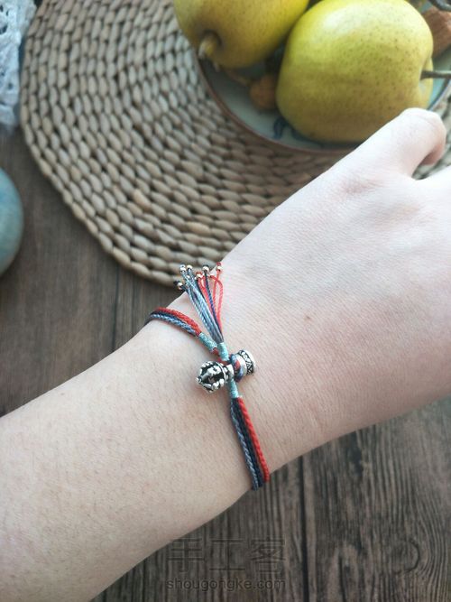 超级简单的三层手绳 第15步