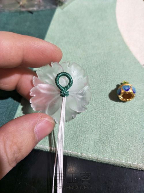 水晶花的链接方法-做毛衣链 第4步