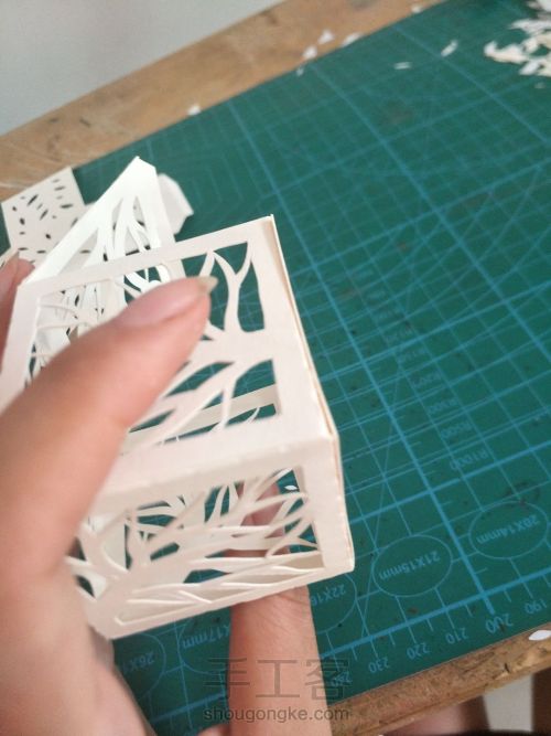 纸雕做香囊 第22步