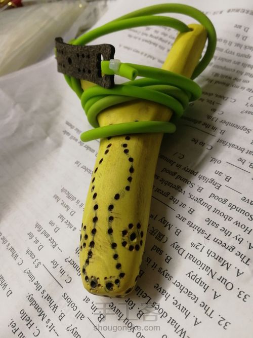 开年手作:高山实木弹弓 第25步