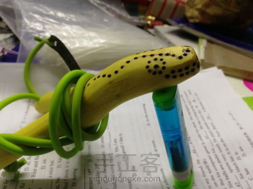 开年手作:高山实木弹弓 第28步