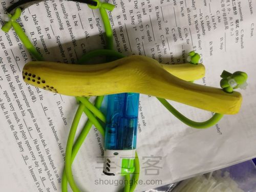 开年手作:高山实木弹弓 第33步