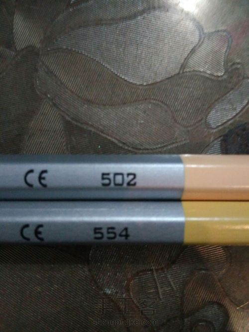 猫儿少女彩铅画(中)头发篇 第8步