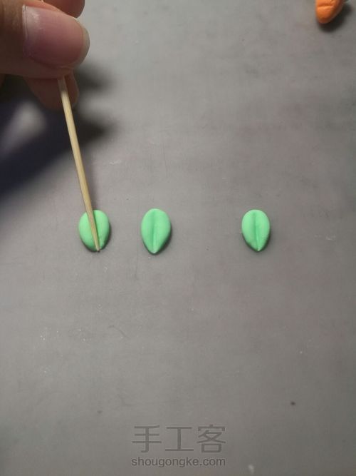 简单可爱迷你小萝卜 第6步