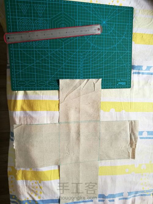 复古蓝布手绣素麻双面置物筐 第1步