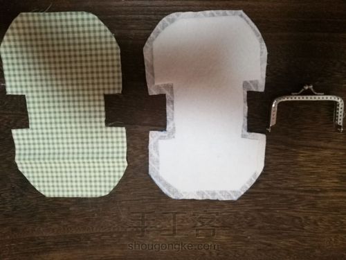 迷你口金包 第1步