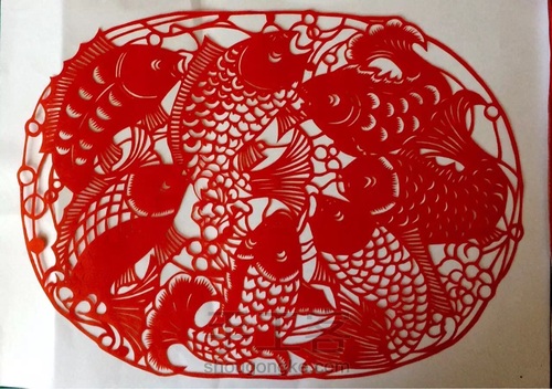 剪纸《年年有鱼》! 第1步