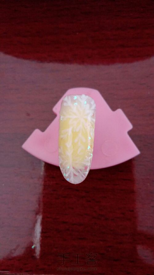 腮红美甲 第17步