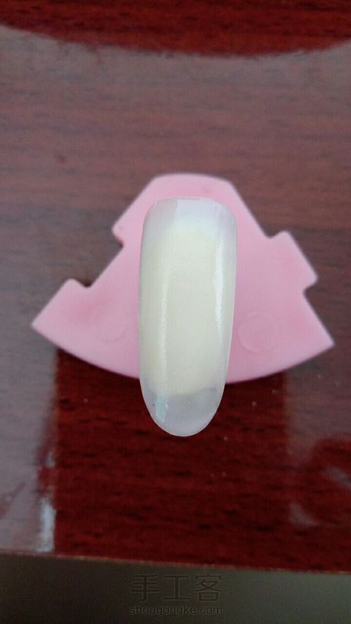 腮红美甲 第9步