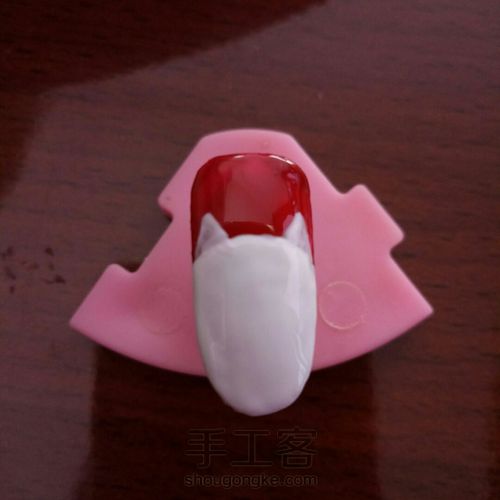 招财猫新年美甲 第8步