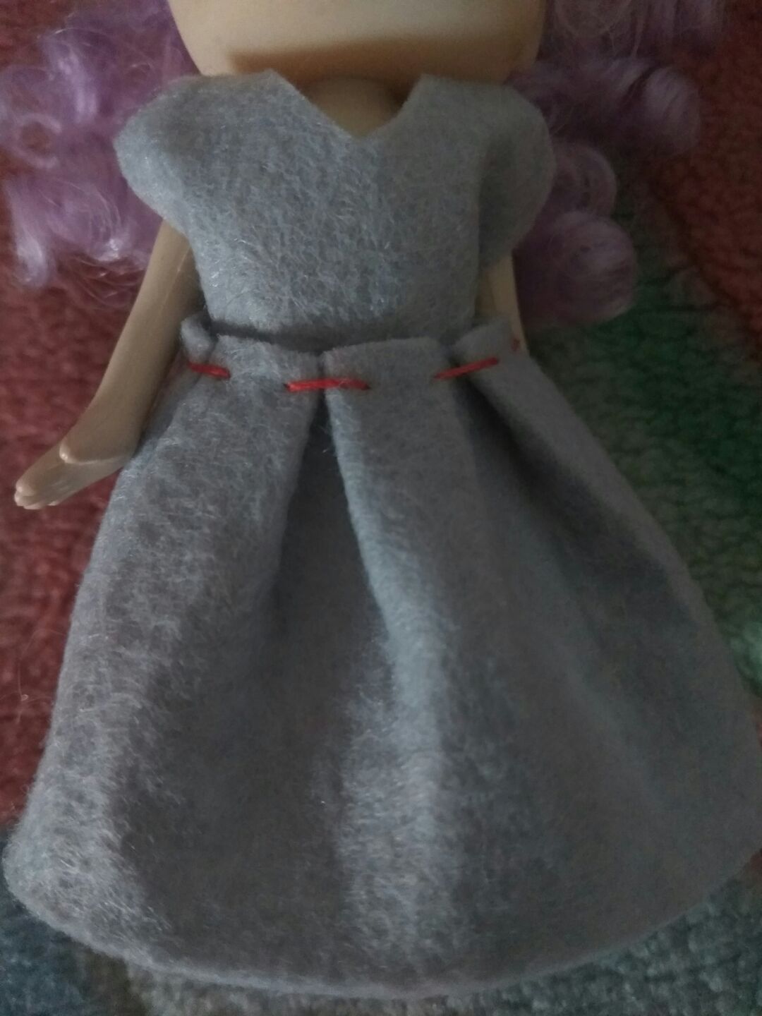 简单的娃用小裙子。