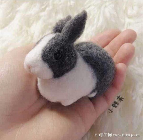 羊毛毡小动物之可爱道奇兔制作教程
