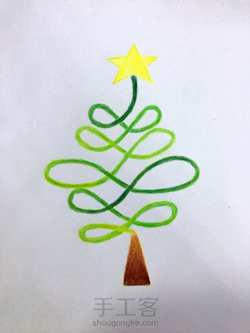 如何画一个简单可爱的圣诞树 第3步