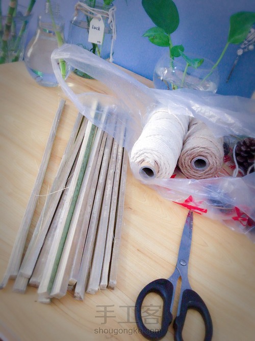 文艺木条麻绳墙饰 第1步