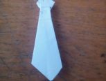 用一张正方形纸折一条领带