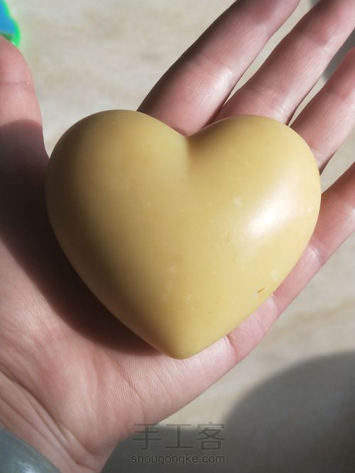 手工皂是冷制皂 第3步