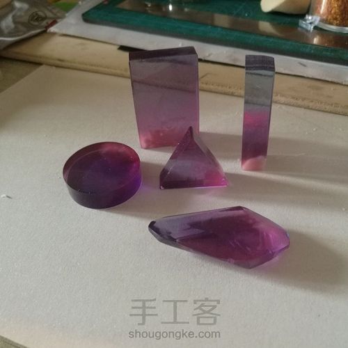 滴胶星云吊坠的尝试 第18步