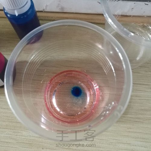 滴胶星云吊坠的尝试 第4步