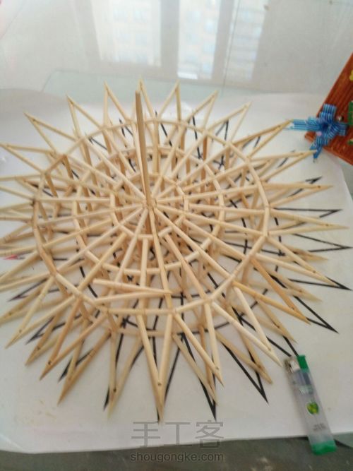 一次性筷子创意作品：摩天轮 第13步