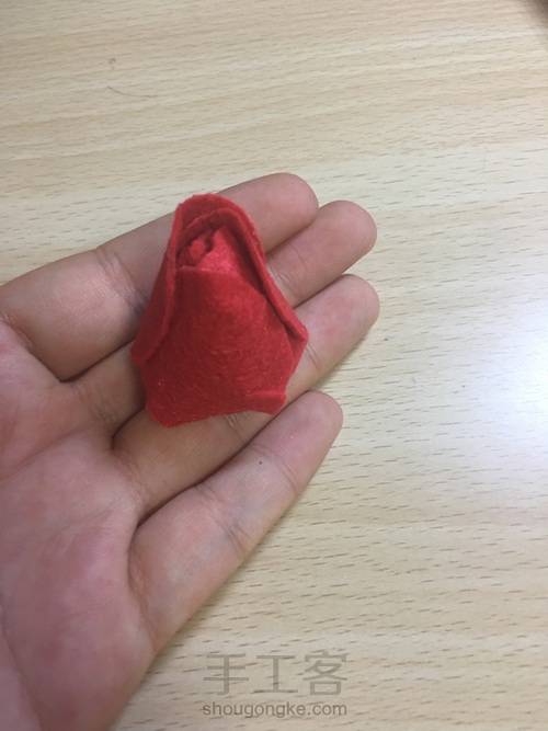 一眼就爱上的玫瑰(不织布) 第11步