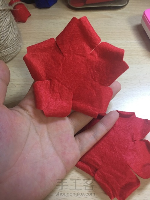 一眼就爱上的玫瑰(不织布) 第21步