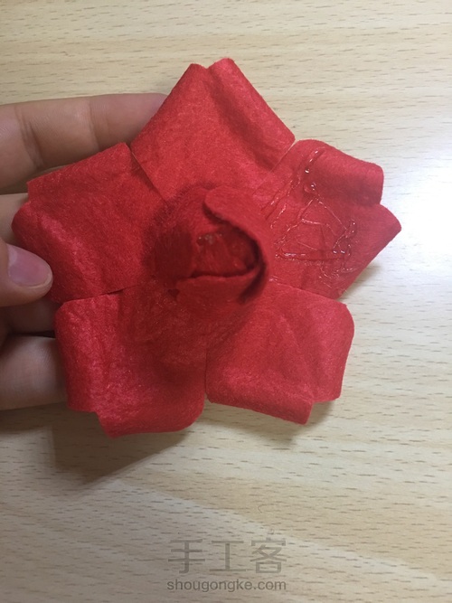 一眼就爱上的玫瑰(不织布) 第24步