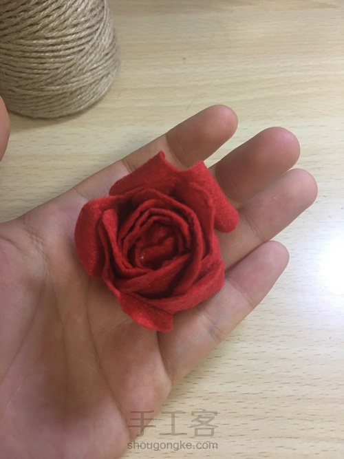 一眼就爱上的玫瑰(不织布) 第31步