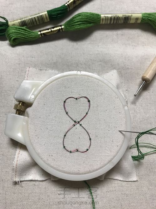 四叶草🍀胸针 第2步