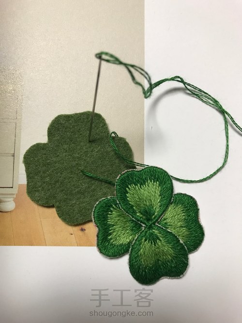 四叶草🍀胸针 第7步