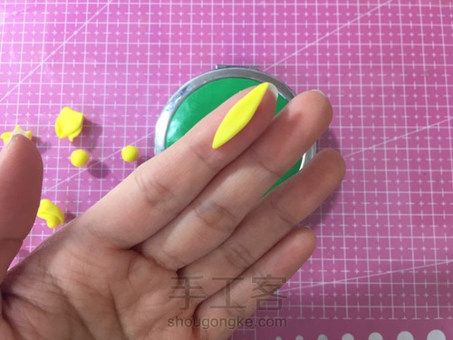 博优Myclay向日葵小镜子制作教程 第2步