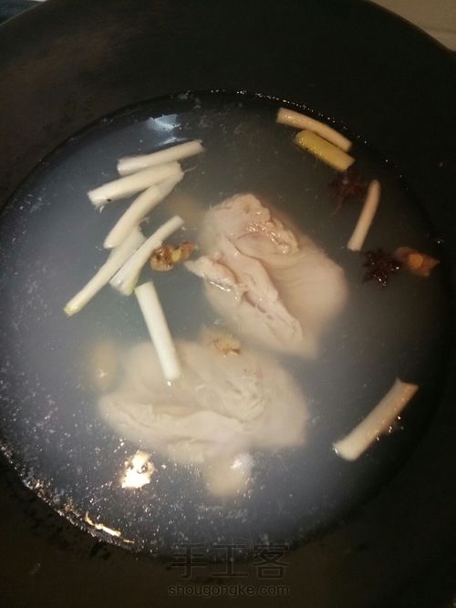 老干妈风味鸡丝 第1步