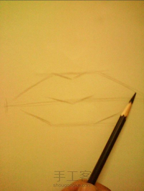 手绘嘴巴 第3步