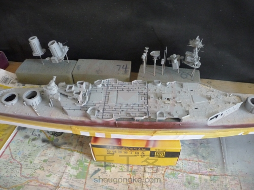 拼装军舰模型制作过程 第38步
