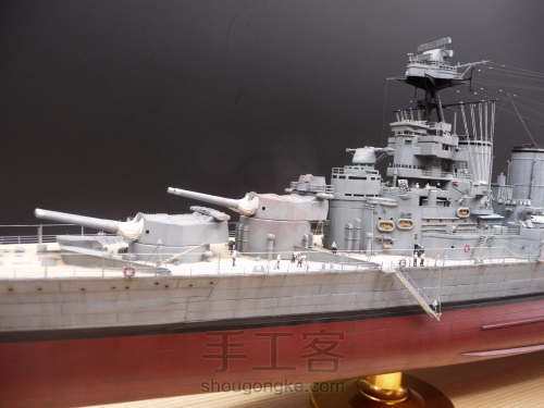 拼装军舰模型制作过程 第64步