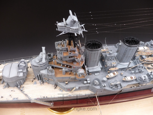 拼装军舰模型制作过程 第76步