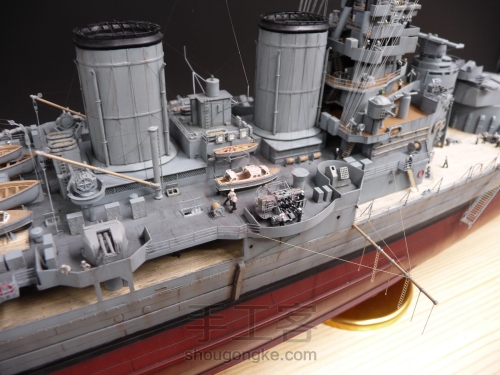 拼装军舰模型制作过程 第81步