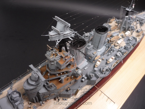 拼装军舰模型制作过程 第83步