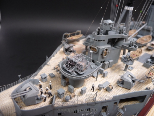 拼装军舰模型制作过程 第87步