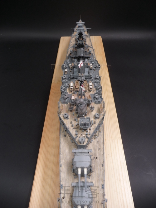 拼装军舰模型制作过程 第94步