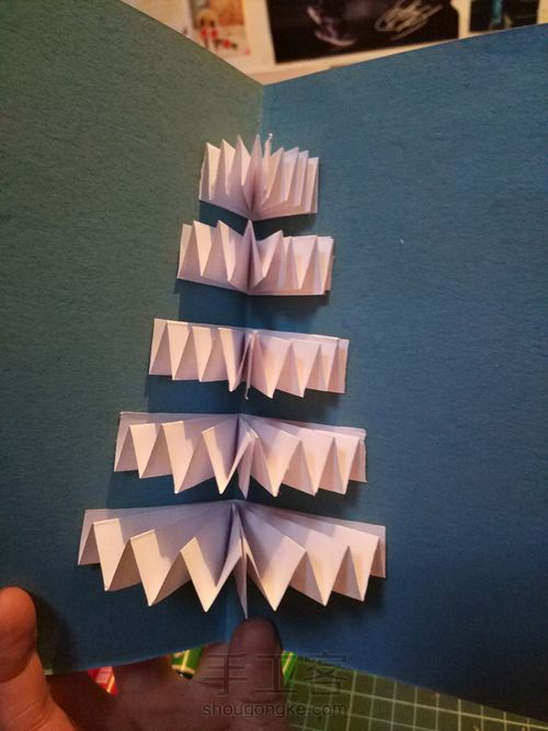 圣诞小树，幼儿 第7步