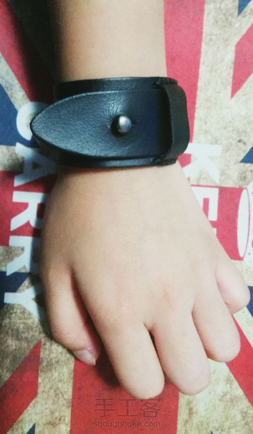 植鞣革皮手环 第7步