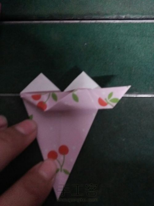 大家可能都会的兔子鞋。 第12步