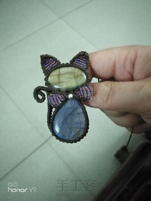 夜光扁蜡拉长猫猫吊坠 第38步