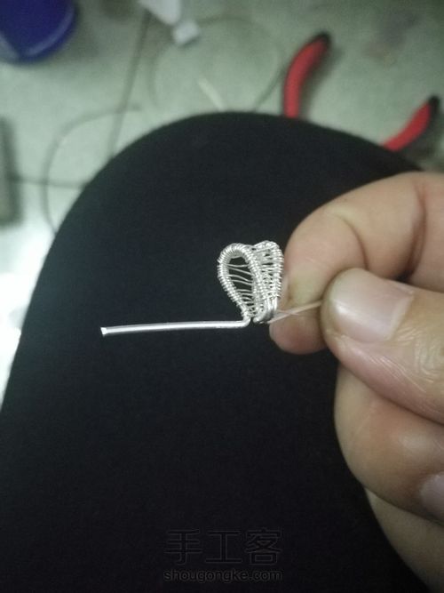 原创 绕线 玉佛 吊坠 第6步