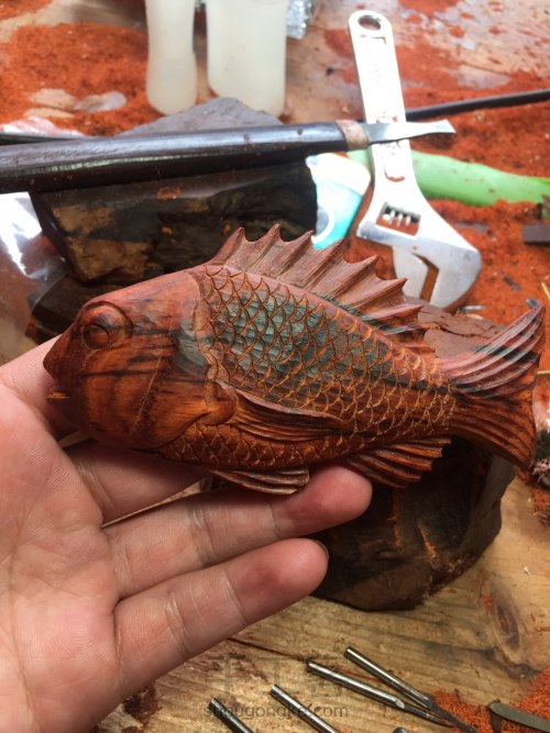 DIY手工木雕鱼的制作过程 第8步