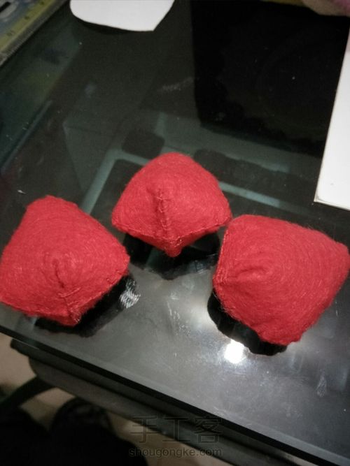 草莓甜心纸抽盒，满足你吃货的心 第10步