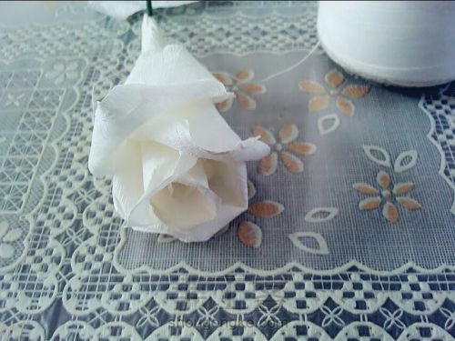 皱纹纸玫瑰（2） 第10步