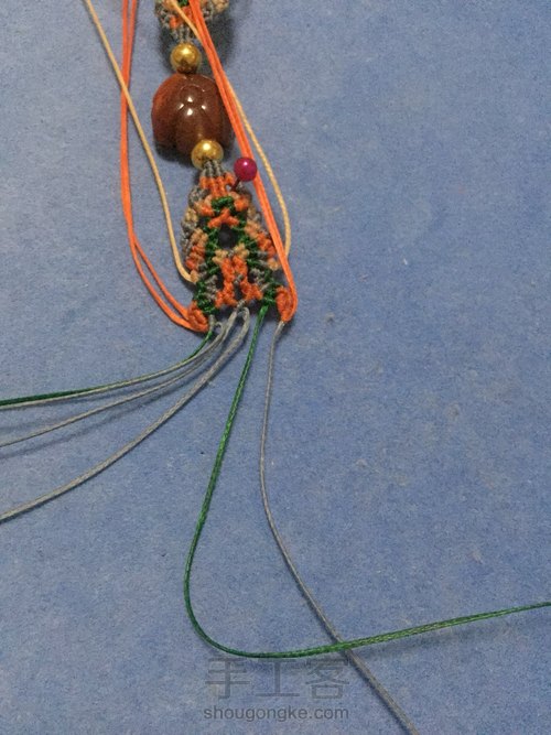 南红花朵手链 第37步