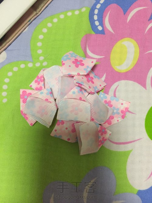 雪花形头绳 第3步