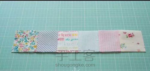 宝宝吃饭围巾 第3步